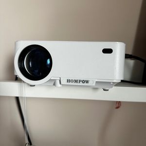 Hompow projector